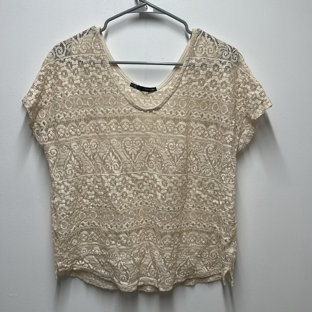 Women’s crochet top